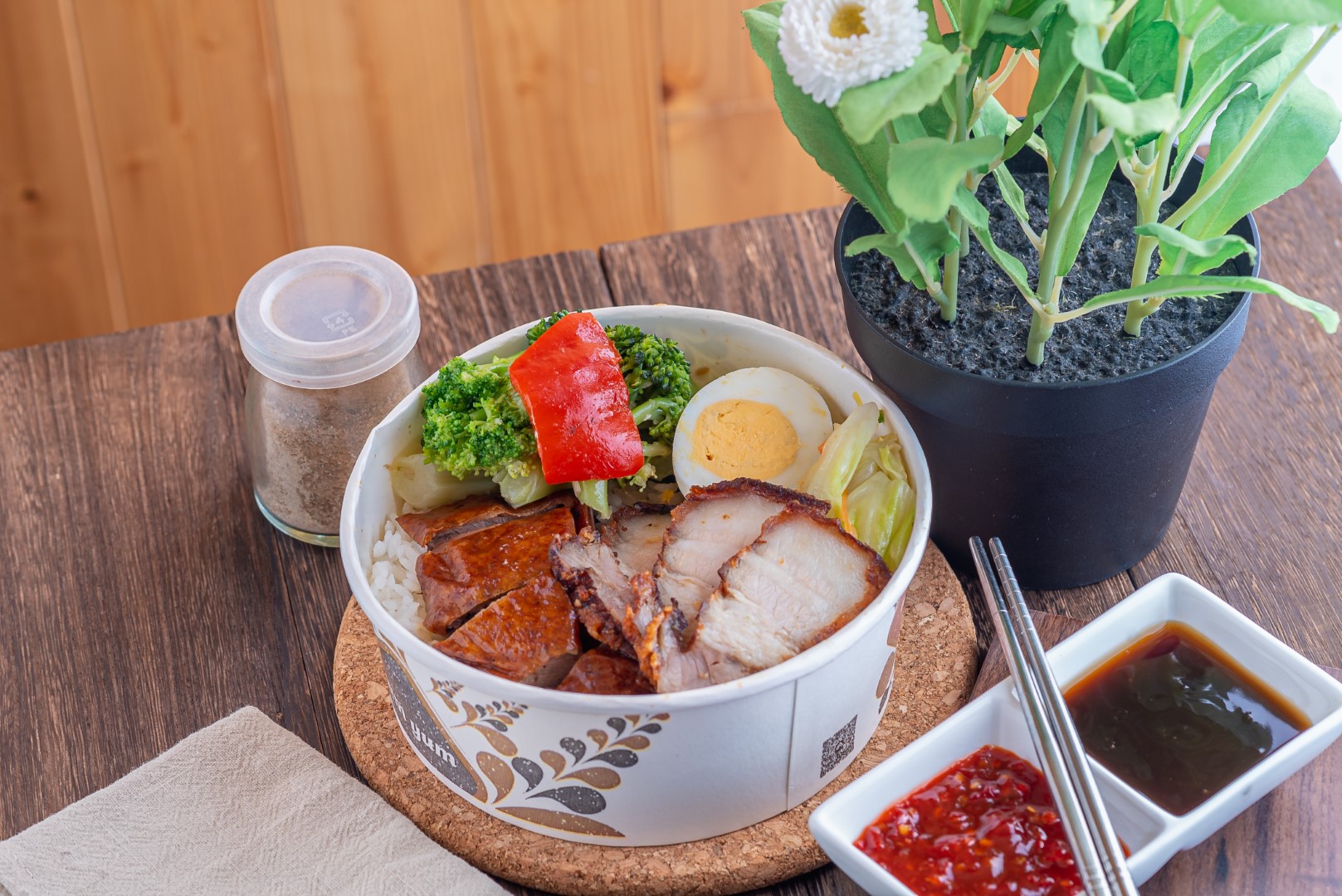 烤鴨燒肉飯